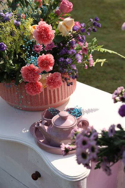 Floral detail and Tablescape — Brunch decor — Taj Exotica